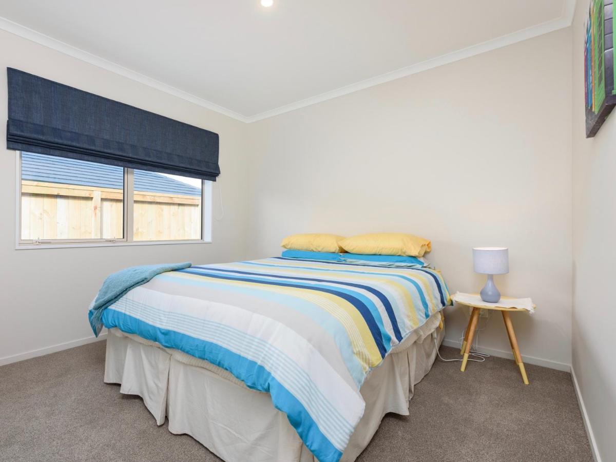 Modern Beach Break - Waihi Beach Holiday Home Bagian luar foto
